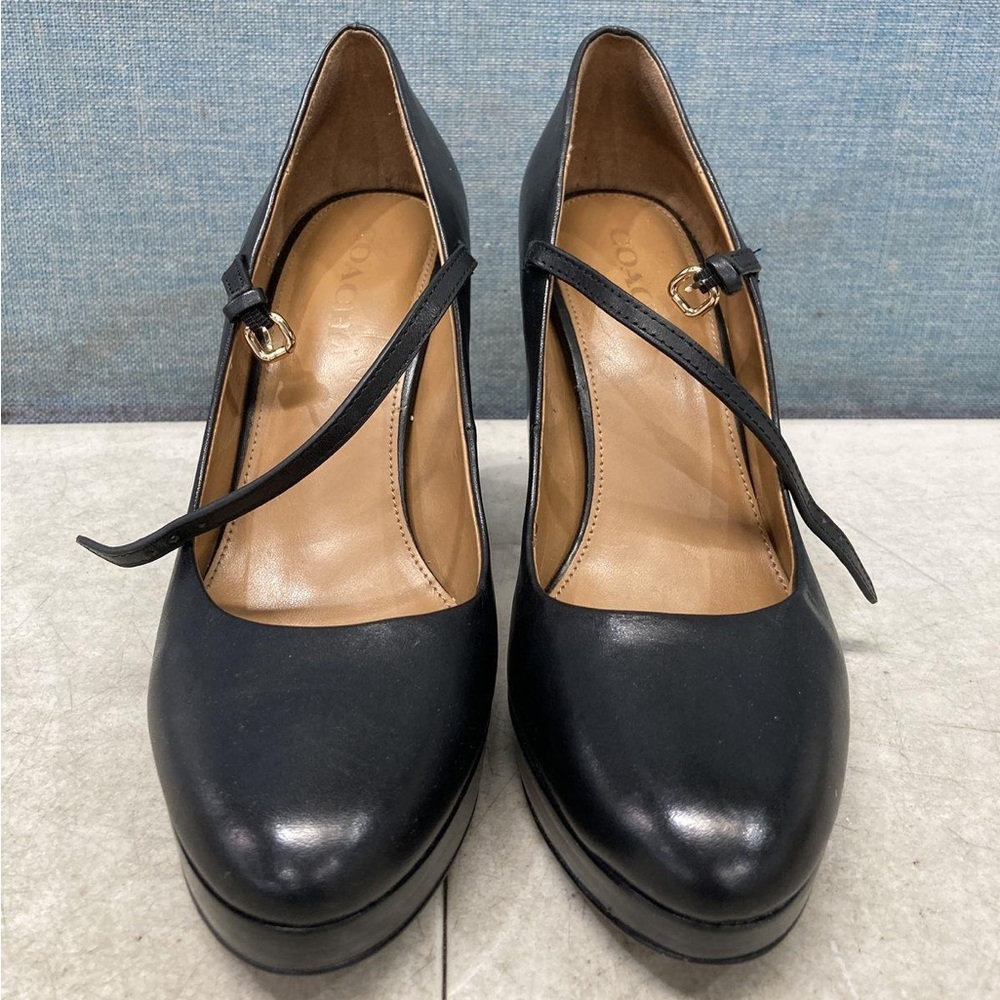 Coach Womens black leather round toe platform block pump heels size 10B